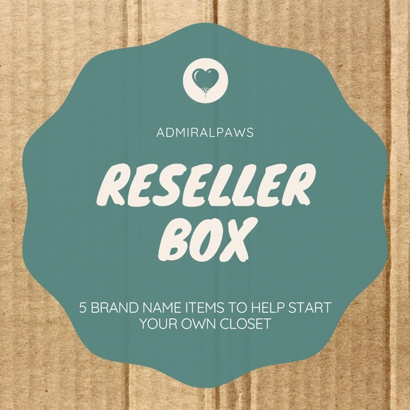 Other - 🛍️Reseller box🛍️